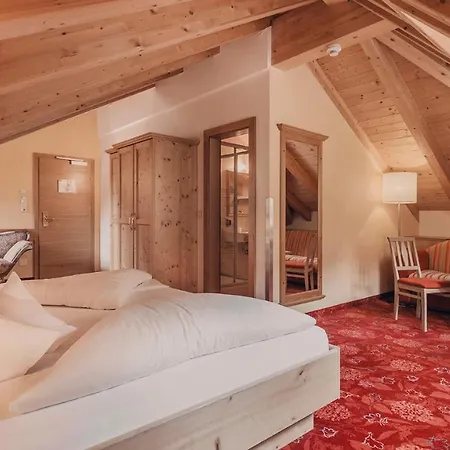 奥霍夫卡普尔酒店 酒店