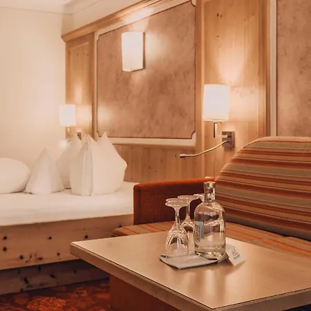 Hotel Hotel Auhof Kappl 4*