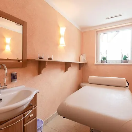 奥霍夫卡普尔酒店 4* 卡普尔