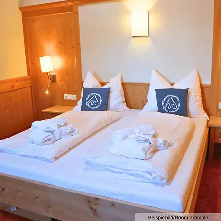 Auhof 4*