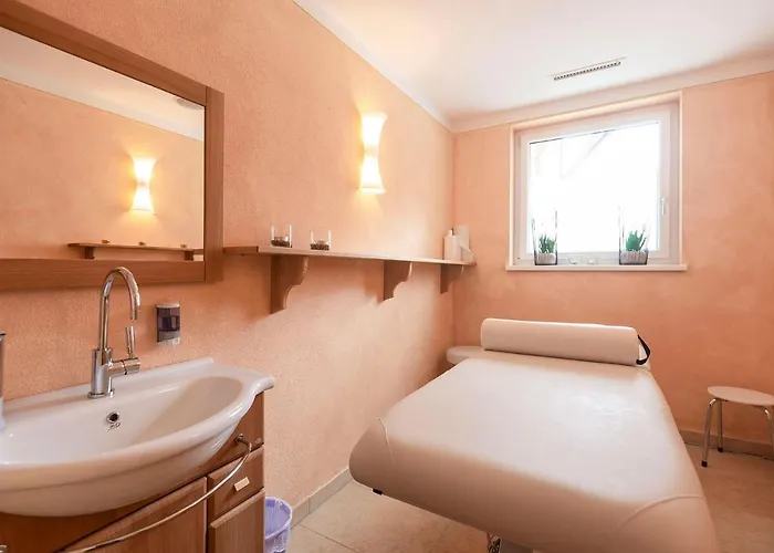 Auhof 4* カップル