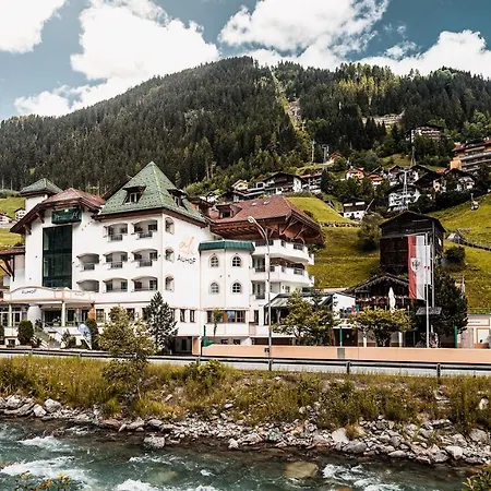 Hotel Auhof Kappl 4*